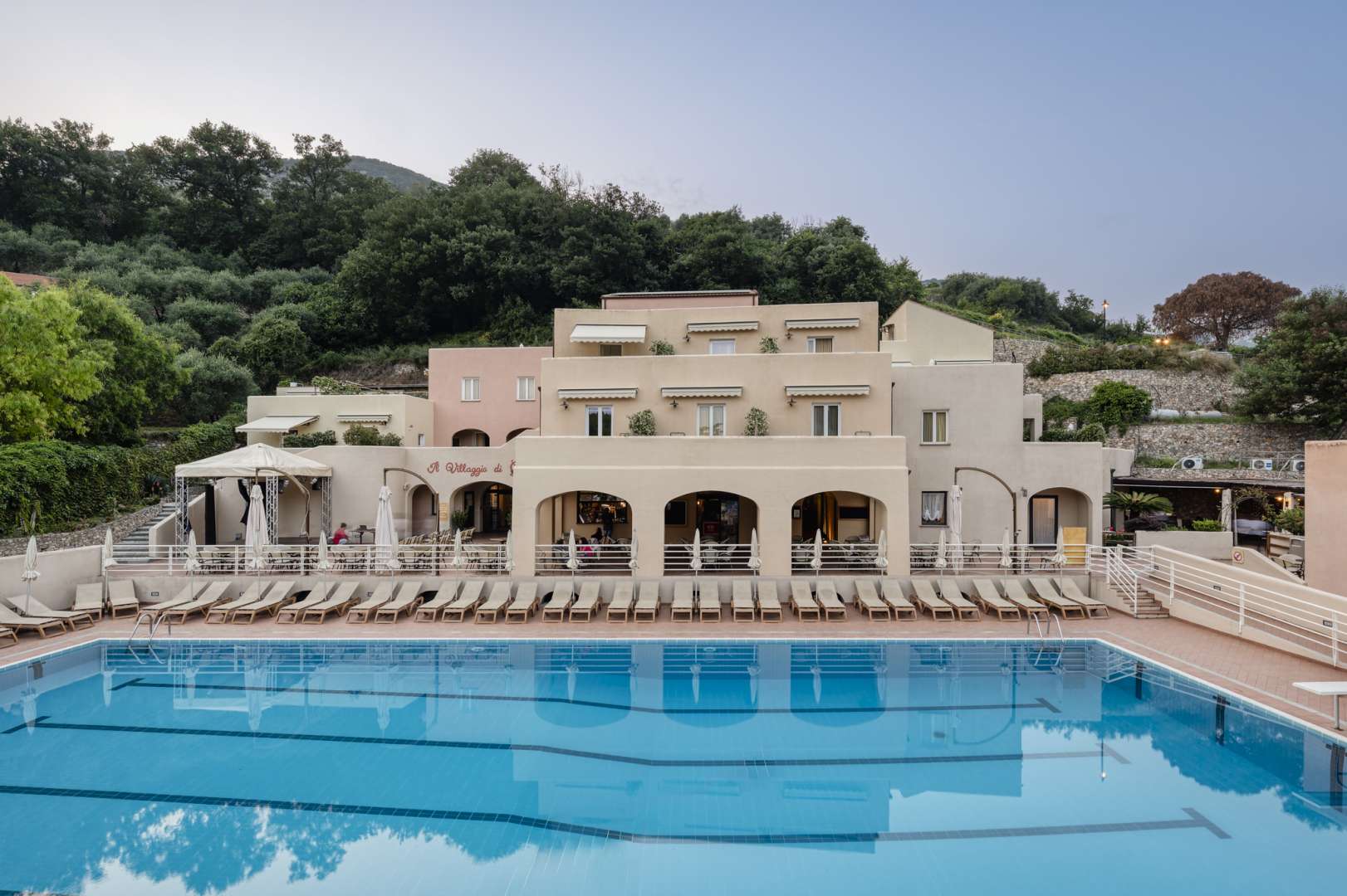 FRÜHBUCHERANGEBOT SOMMER 2026! Ihr Strandurlaub in Finale Ligure – Bungalows und Apartments