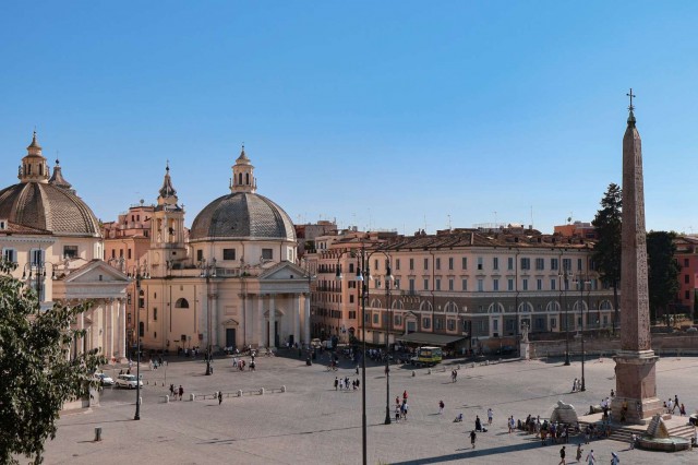 Roma, la caserma di Piazza del Popolo diventa hotel extra lusso: i numeri dell’operazione da 200 milioni