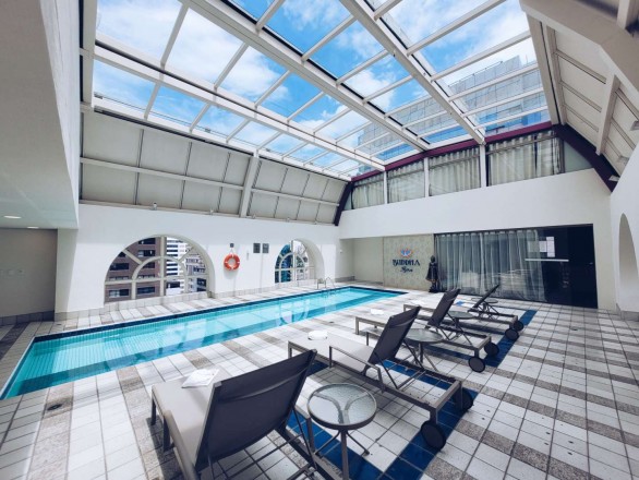 Sette intossicati nella spa del Four Seasons di Milano: quando il servizio cresce più del modello di gestione