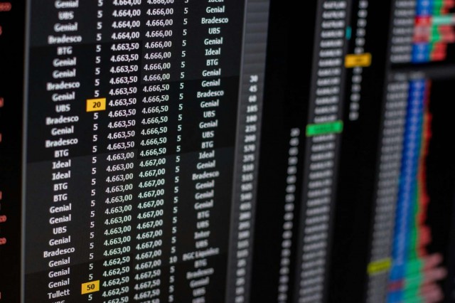 Politica dei dividendi nelle società alberghiere: il punto in cui la cassa smette di essere un risultato e diventa un conflitto tra impresa, soci e valore dell’asset