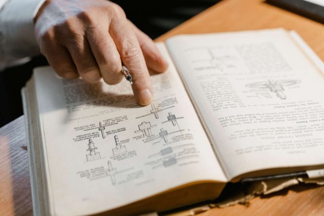 Il Manuale delle Guide Alberghiere: dieci strumenti per governare valore, capitale e gestione del tuo hotel